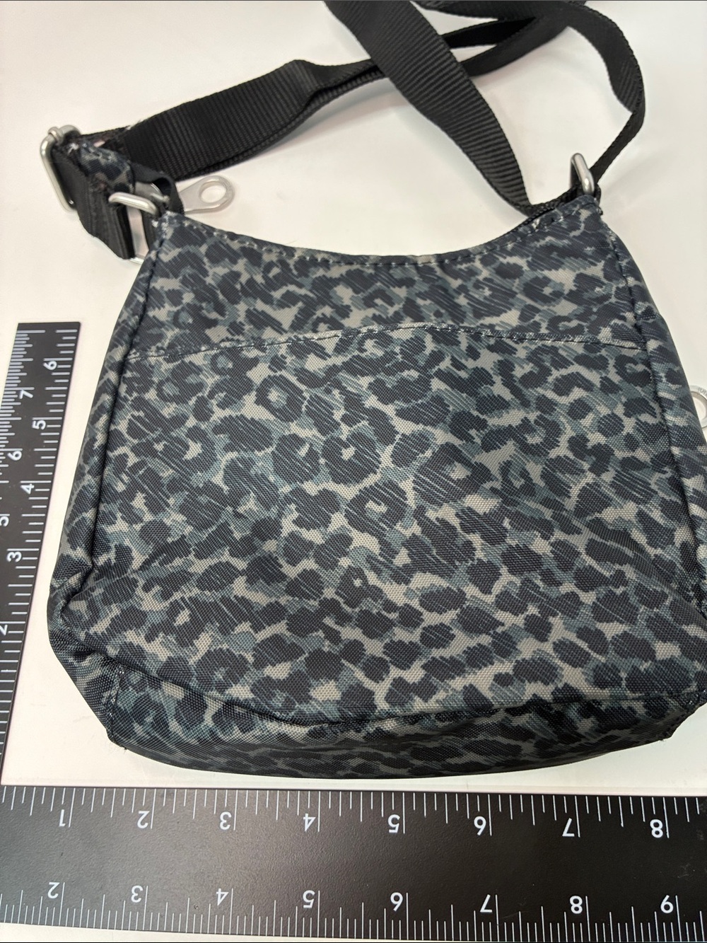 Baggallini Black and Gray Leopard Print Crossbody Bag - Picture 4 of 6